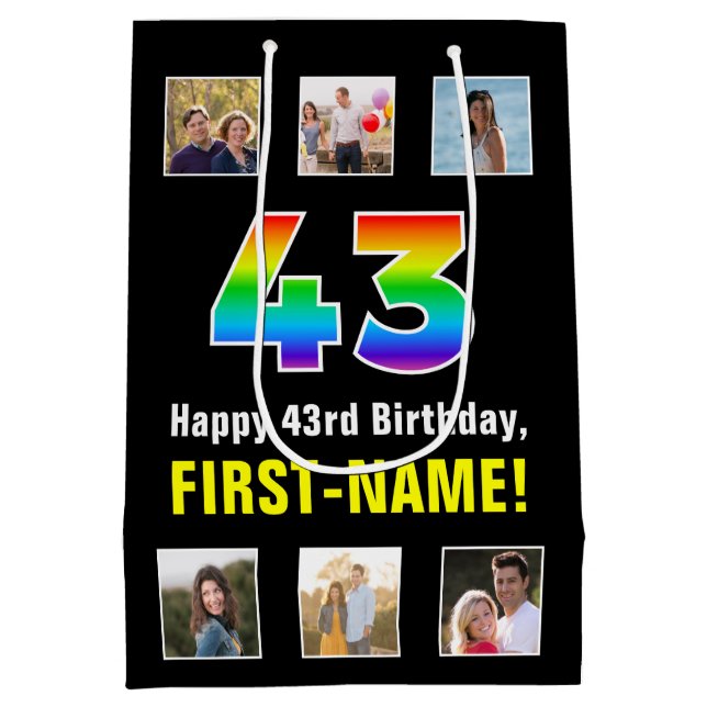 43. Geburtstag: Regenbogen "43", benutzerdefiniert Mittlere Geschenktüte (Rückseite)