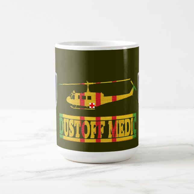 44. Medizinische Mediziner-Tasse der Brigaden-UH-1 Kaffeetasse (Mittel)