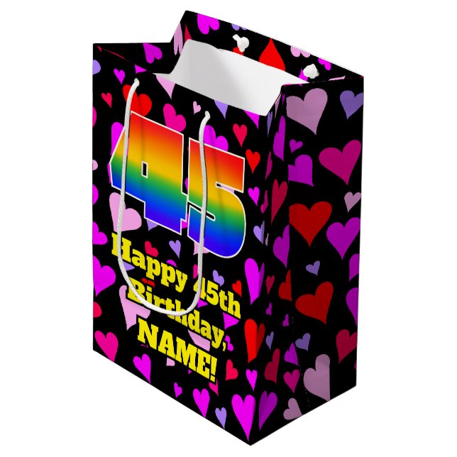 45. Geburtstag: Loving Hearts Pattern, Regenbogen  Mittlere Geschenktüte (Vorderseite Schrägansicht)
