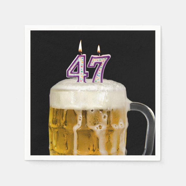 47. Geburtstagsbiere auf schwarz Serviette (Vorderseite)