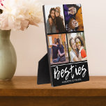 4 Foto Collage Besties BESTE FREUNDIN Name Black Fotoplatte<br><div class="desc">Eine moderne Collage-Plakette als Geschenke für die besten Freunde personalisiert mit ihren Namen und 4 Fotos.</div>