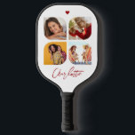 4 Foto Modernes Trendy Einfache Personalisierte Be Pickleball Schläger<br><div class="desc">4 Foto Modern Trendy Simple Heart Personalisiert Name Pickleball Paddle verfügt über vier Ihrer Lieblings-Fotos mit Ihrem personalisierten Namen in eleganter roter Kalligrafie-Skript mit einem Liebe Herz. Personalisieren Sie diese, indem Sie den Text in dem dafür vorgesehenen Textfeld bearbeiten. Perfekt zum Geburtstag, Weihnachten, Muttertag, Babyduschen, Brautpartys, Mama, Schwester, Cousins, beste...</div>