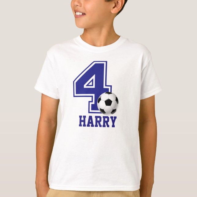 4. Geburtstagsjungenfußball personalisiert T-Shirt (Vorderseite)