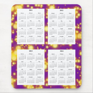 4-Jahr-Kalender auf lila Funken-Entwurf Backgrd. Mousepad
