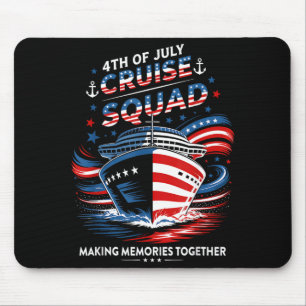 4. Juli Kreuzfahrt-Truppe macht Erinnerungen zusam Mousepad