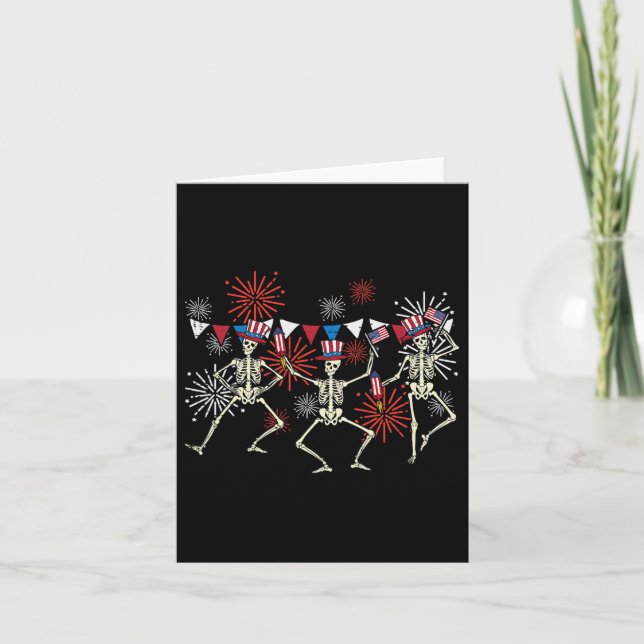 4. Juli tanzende Skelette Funny Patriotic Men Karte (Vorderseite)