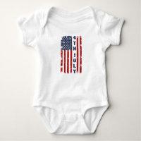 4. Juli und Torn-US-Flagge