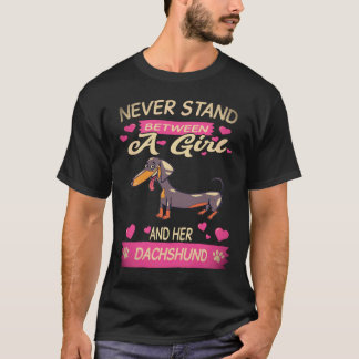 4 Stell dich niemals zwischen ein Mädchen und sein T-Shirt