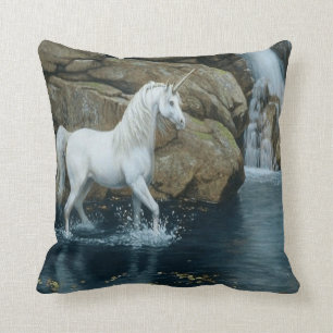 #4-Unicorn und Wasserfall Kissen