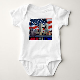4. von Juli-Shirt Baby Strampler