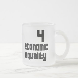4 Wirtschaftliche Gleichstellung Mattierte Tasse