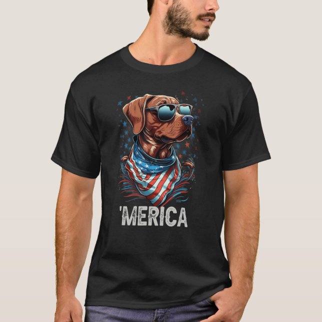4th of July Patriotic Rhodesian Ridgeback Dog Meri T-Shirt (Vorderseite)