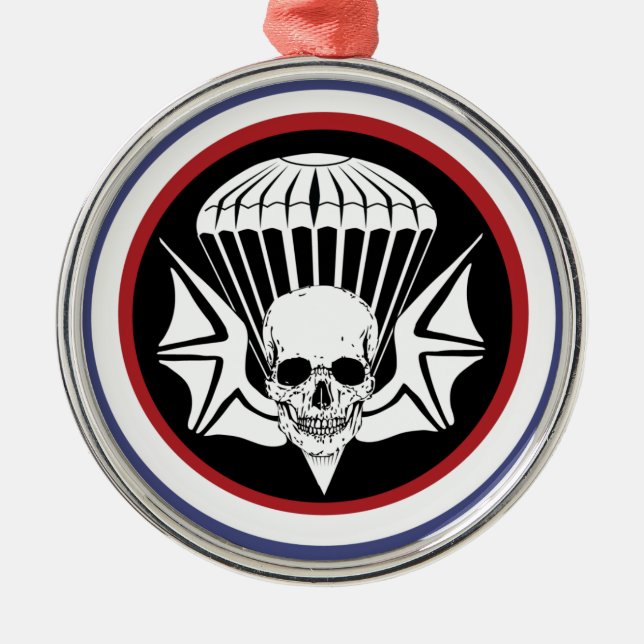 502nd ornament aus metall (Vorne)