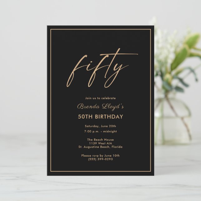 50. Geburtstag Elegante Gold Black Party Einladung (Stehend Vorderseite)