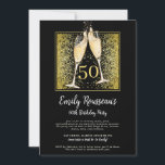 50. Geburtstag Gold Glitzer Champagne Black Einladung<br><div class="desc">Moderne,  glänzende und glänzende funkelnd 50. Meilenstein Geburtstagsfeier mit Champagnergläsern,  die einen Toast auslösen,  und Goldkonfetti auf schwarzem Hintergrund mit stilvollem,  modernem Drehbuch. Ein auffälliger und mutiger glänzender Stil.</div>