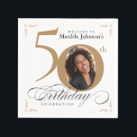 50. Geburtstag Gold Weißkalligrafie Custom Foto Serviette<br><div class="desc">50. Geburtstag Gold Weißkalligraphie Custom Foto Napkins. Und elegant gestaltete Geburtstagsfeier,  mit einem individuellen Foto von Geburtstagsmenschen und Drehkalligraphie mit Vintagen blühend Elementen. Einfach genug,  um eine Vielzahl von Themen und Farben anzupassen! Brauchst du Hilfe? Kontaktieren Sie mich einfach!</div>