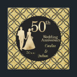 50. Gold Couple Wedding Anniversary Glitzer Magnet<br><div class="desc">Der 50. Gold Wedding Anniversary Magnet - mit goldfarbenem und schwarzem Glitzer auf der Seite mit blumenschwarzem Glitzer und dem Golden Glitzer Ehepaar steht dieser Magnet für einen einzigartigen, eleganten 50. Wedding Anniversary Sake, der Ihren Gästen im Celebration Party angeboten werden kann. Dieses Design ist so gemacht, um den schönen...</div>