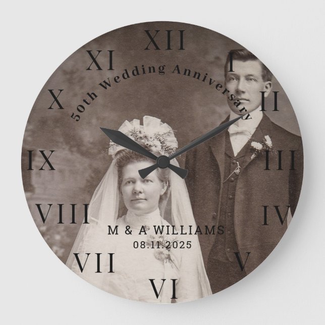 50. Hochzeitstag Modernes Foto Große Wanduhr (Vorderseite)