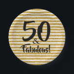 50 und fabelhafte Gold Glitzer Stripe Cake Teller<br><div class="desc">Feiern Sie 50 & Fabulous mit diesem eleganten Design. Ein kühner Schriftart auf simulierten goldenen Glitzer Streifen auf Papier Teller! ÄNDERN Sie den Wortlaut für Ihren Anlass. Ideal für eine Geburtstagsfeier, Jubiläum, Business Jubiläum und vieles mehr. PASSENDE Artikel in unserer Sammlung.</div>