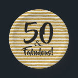 50 und fabelhafte Gold Glitzer Stripe Cake Teller<br><div class="desc">Feiern Sie 50 & Fabulous mit diesem eleganten Design. Ein kühner Schriftart auf simulierten goldenen Glitzer Streifen auf Papier Teller! ÄNDERN Sie den Wortlaut für Ihren Anlass. Ideal für eine Geburtstagsfeier,  Jubiläum,  Business Jubiläum und vieles mehr. PASSENDE Artikel in unserer Sammlung.</div>