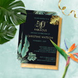 50 und fabelhafte Green Gold Blätter Geburtstagspa Einladung<br><div class="desc">Feiern Sie Ihren 50. Geburtstag stilvoll mit diesem eleganten tropischen Blätter in Grün und Gold auf einem Mitternachtsblauen Hintergrund. Fügen Sie Ihr Foto mit der Bearbeitungsfunktion auf der Rückseite der Einladung hinzu. Sie können auch die Schriftart-,  Schriftart- und Schriftart-Farben ändern.</div>