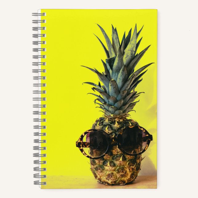 5,5" x 8,5" SpiralNoteboot Notizbuch (Vorderseite)