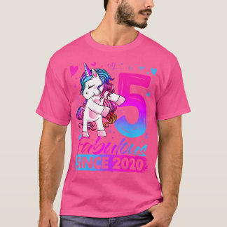 5 Jahre alte Einhorngeschenke für Mädchen 5th Birt T-Shirt