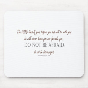 5. Mose 31:8 Mousepad