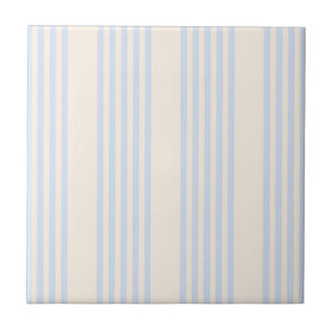 5 Streifen in hellblau und beige Fliese