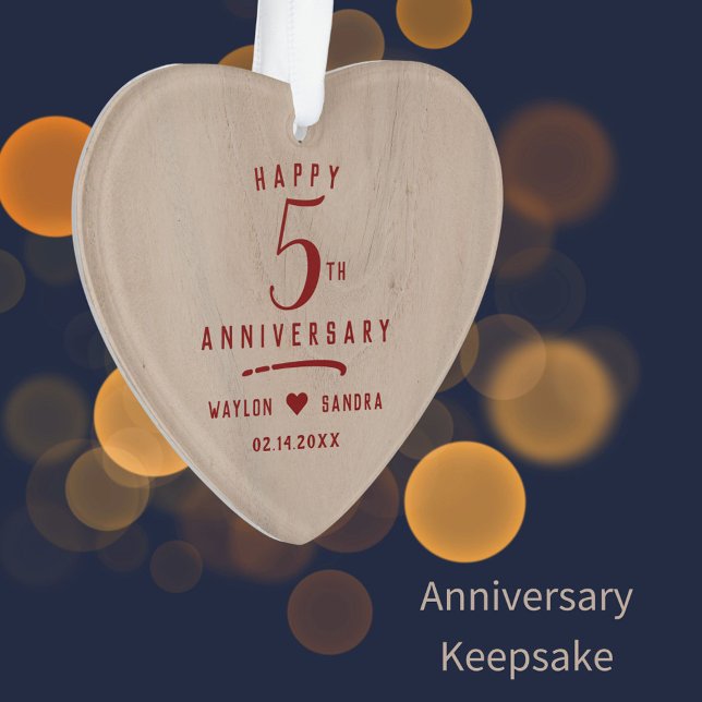 5e anniversaire du Mariage du cadeau de bois (Wood gift is traditional  for the 5th wedding anniversary. This personalized heart commemorates it.)