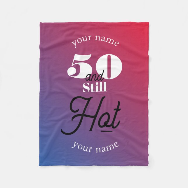 5O und immer noch heiß Fleecedecke (Vorderseite)