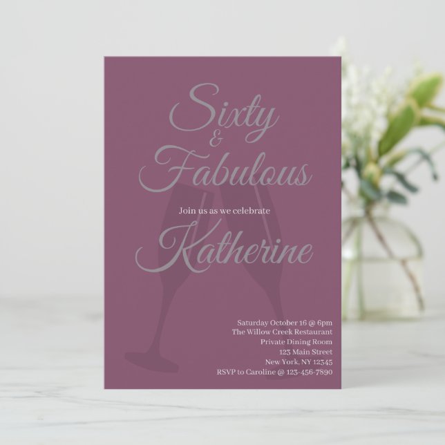 60 and Fabulous | 60th Birthday Party Plum Script Einladung (Stehend Vorderseite)