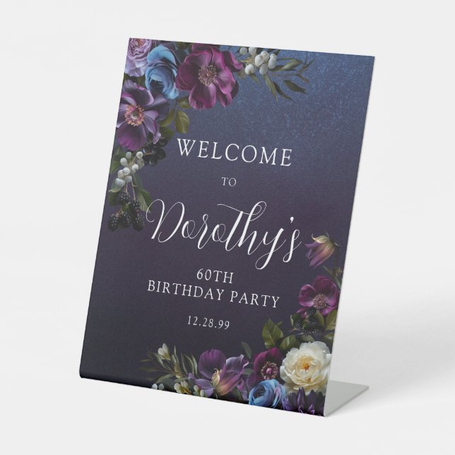 60. Geburtstag Moody Purple Blumen Custom Willkomm Sockelschild (Vorderseite)