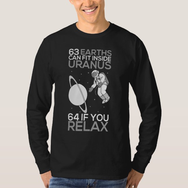 63 Erden können innerhalb des Uranus Funny Planet  T-Shirt (Vorderseite)
