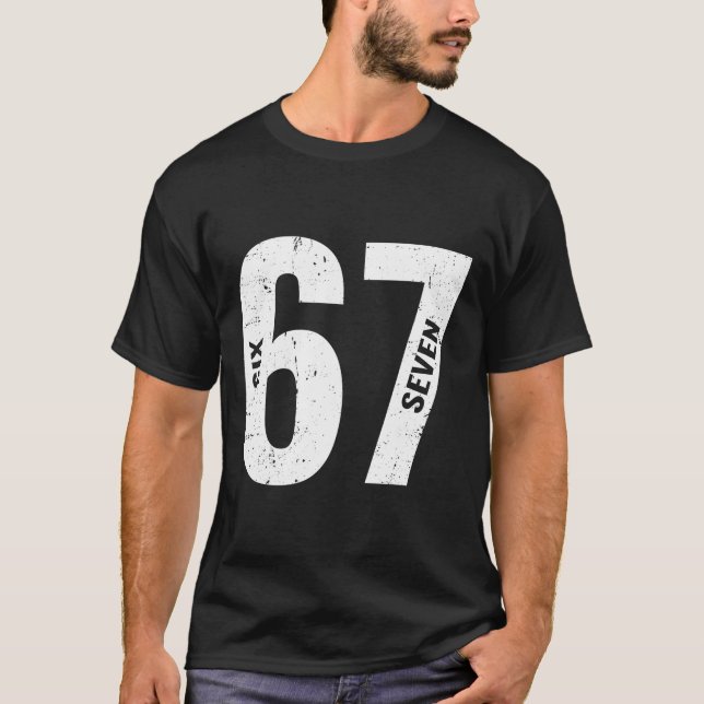67 Funny Meme Six Seven Retro  T-Shirt (Vorderseite)