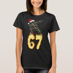 67 Halloween Meme 6 7 Zahlen Sechs Sieben Lustige T-Shirt