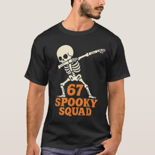 67 Halloween Meme 6 7 Zahlen Sechs Sieben Lustige T-Shirt
