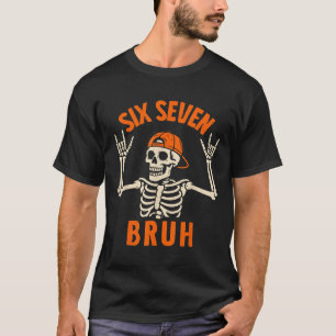 67 Meme 6 7 Lustiges Halloween-Skelett Rock On Six T-Shirt