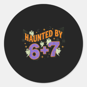 67 Meme Halloween-Kostüm heimgesucht von 6-7 Runder Aufkleber