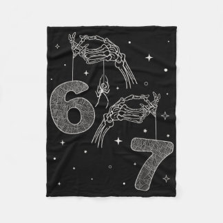 67 Meme Skelett Hand Funny Halloween Six Seven Te Fleecedecke