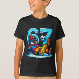 67 Pinguin Fußball Lustiges Winter-Meme-Geschenk T-Shirt