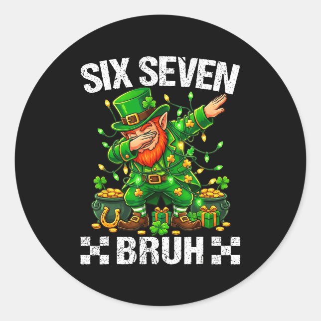 67 St Patricks Funny Six Seven Meme Leprechaun Boy Runder Aufkleber (Vorderseite)