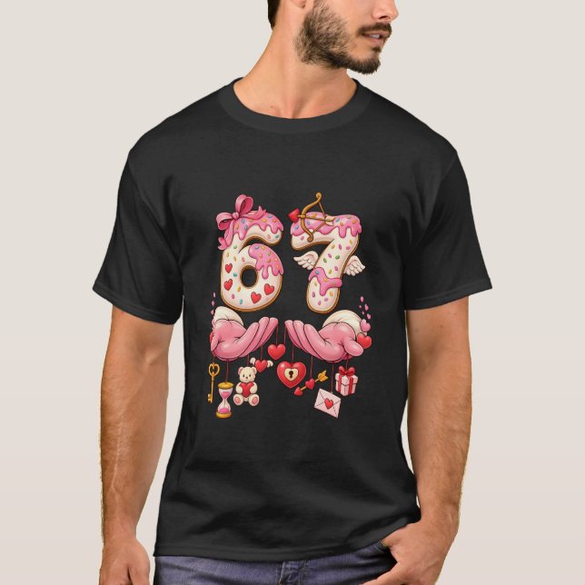 67 Valentineu2019s Day Six Seven Donut Funny Heart T-Shirt (Vorderseite)