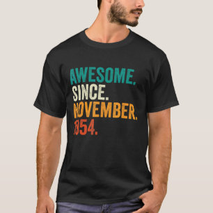 68 Jahre alte Geschenke Phantastisch seit November T-Shirt