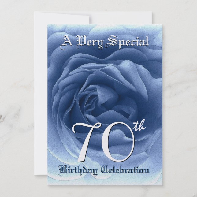 70. Geburtstag Soft Blue Rose Metallic Paper Einladung (Vorderseite)
