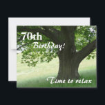 70. Geburtstagsparty-Relax/mit Zitat Einladung<br><div class="desc">Dieser schöne Blick auf einen Schattenspendenbaum, in einer grünen Landschaft, ist der perfekte Hintergrund für diese besondere Geburtstagseinladung zum 70. Geburtstag. Natürlich ist der Text völlig anpassbar (in welchem Alter auch immer Sie gewollt haben), und Sie können die Rückseite der Einladung mit all Ihren persönlichen Daten füllen. Ändern Sie den...</div>