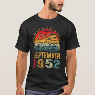 70 Jahre Phantastisch seit September 1952 70. Bir T-Shirt
