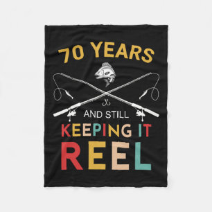 70 Jahre und immer noch Behaltend es Reel 70. Gebu Fleecedecke