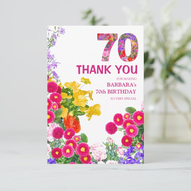 70e anniversaire fête bouquet floral carte de reme (Debout devant)