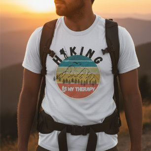 70er Retro-Sonnenuntergang Wandern ist meine Thera T-Shirt